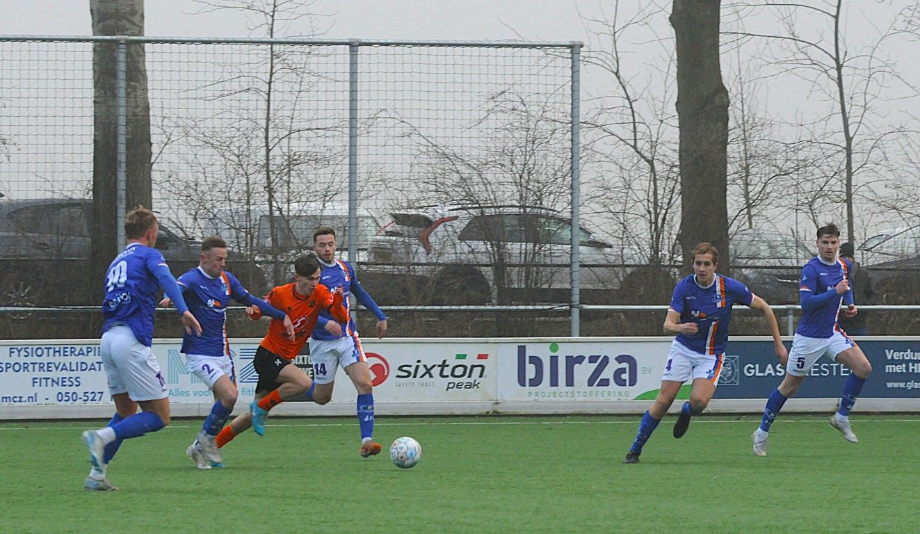 Oranje Nassau veegt Buitenpost in laatste kwartier van de mat