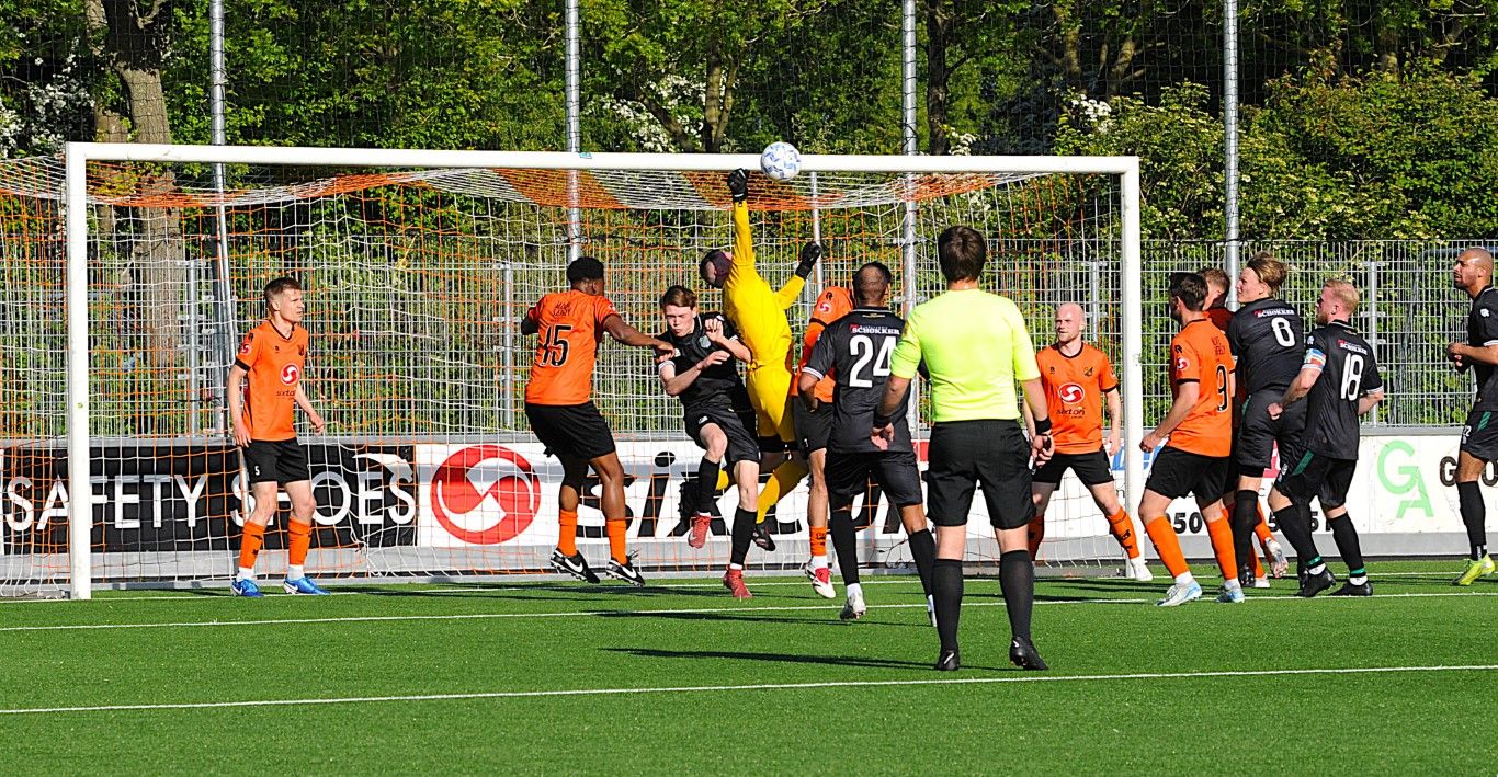 Oranje Nassau verspeelt weer punten in blessuretijd